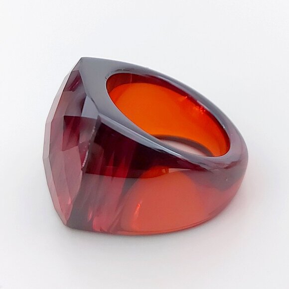 Solid crystal CZ ruby red glam statement ring NWOT - Picture 5 of 8